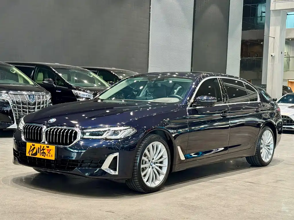 BMW 5 Series 2021
