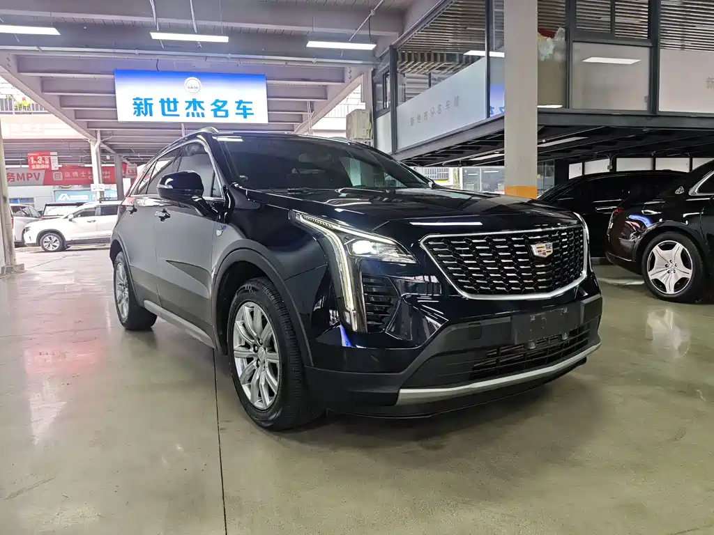 Cadillac XT4 2020 — фото 3