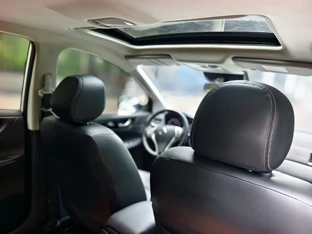 Nissan Tiida 2020 — фото 10