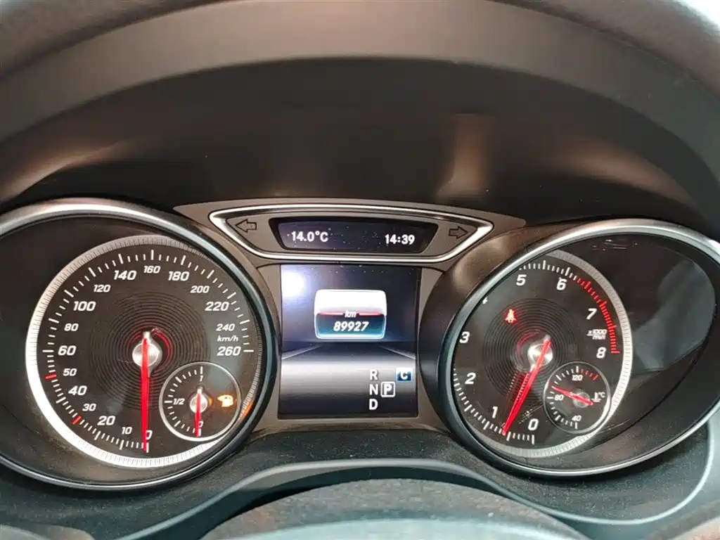 Mercedes-Benz GLA 2019 — фото 12