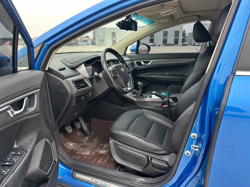 Geely Emgrand GS 2017