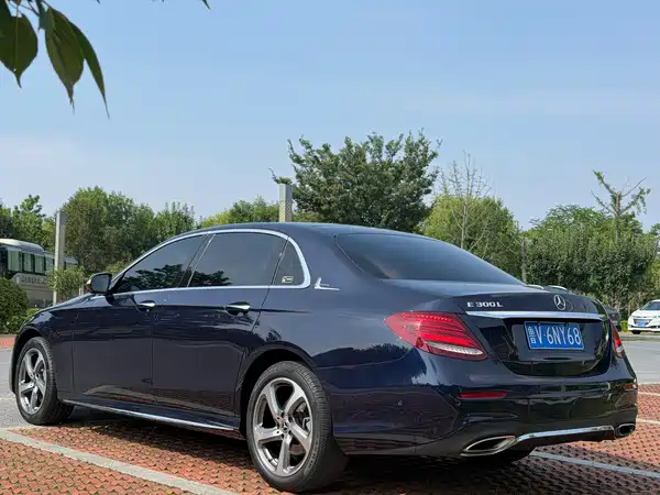 Mercedes-Benz E-Class 2019