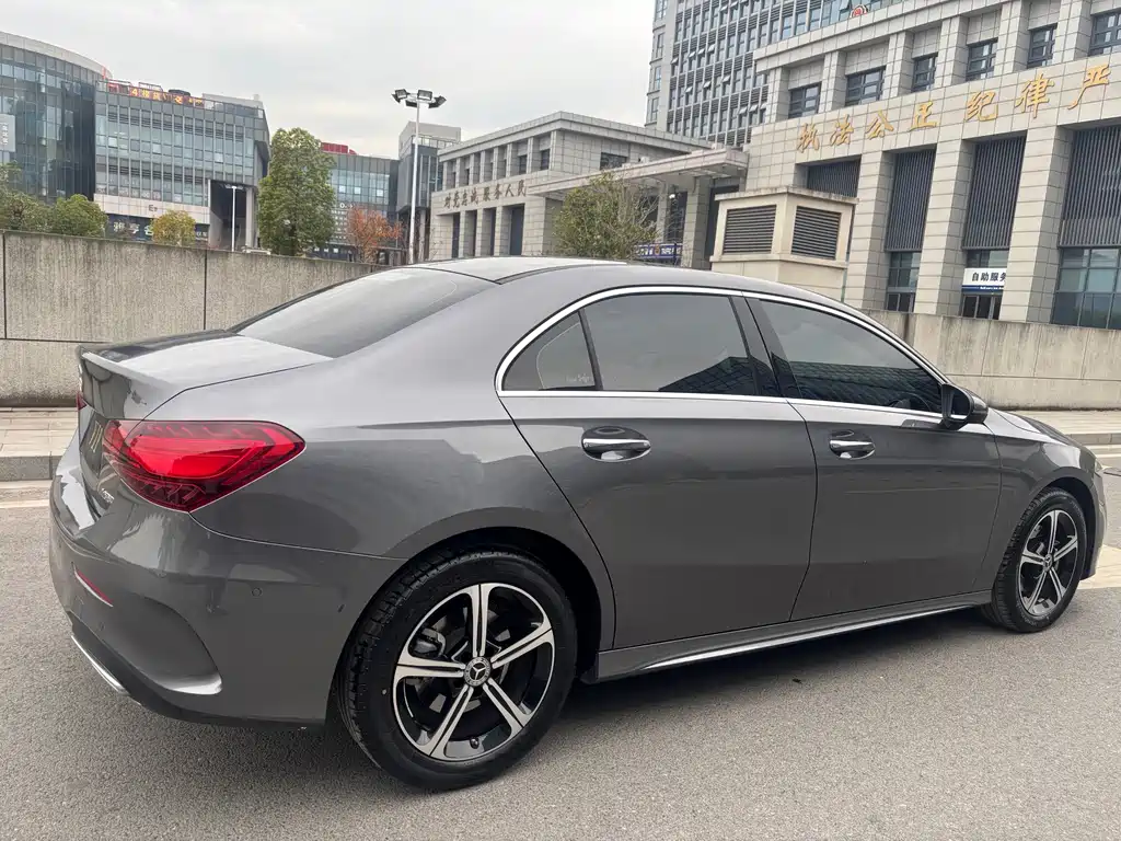 Mercedes-Benz A-Class 2025 — фото 6