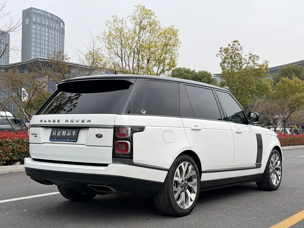 Land Rover Range Rover 2021 — фото 3