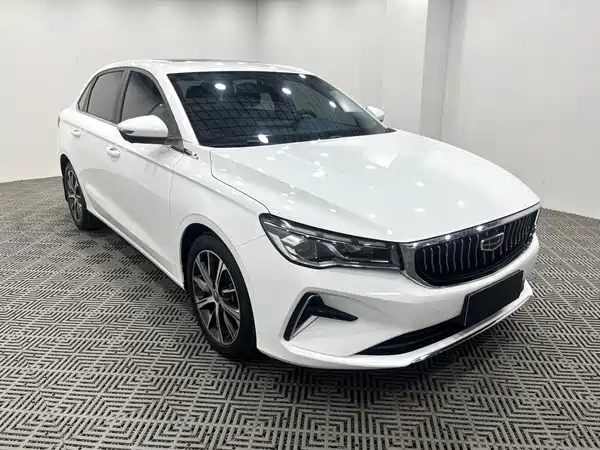 Geely Emgrand 2021