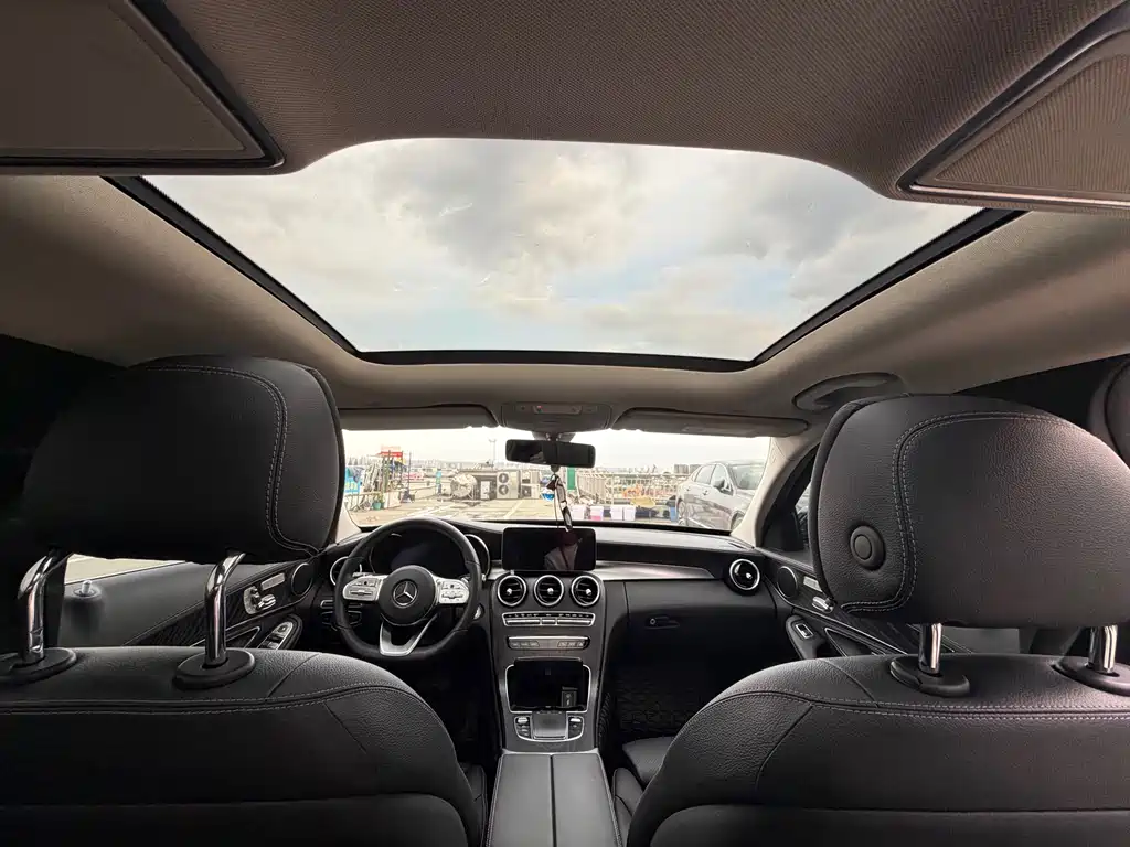 Mercedes-Benz C-Class 2020 — фото 12