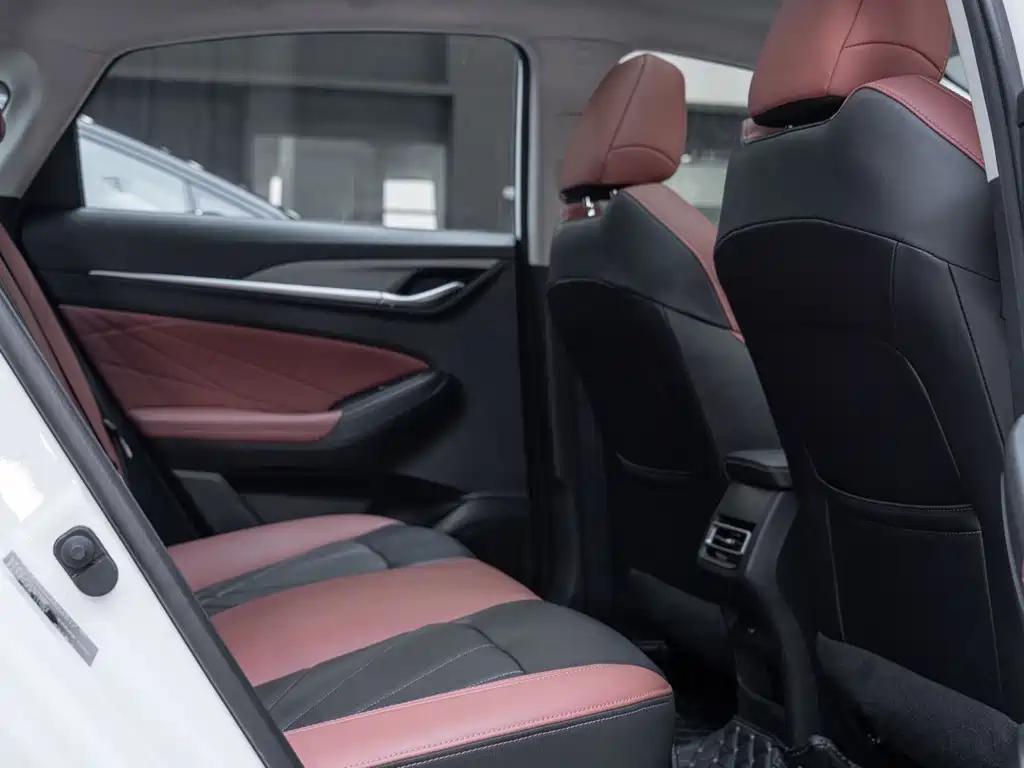 Changan Escape 2023 — фото 11