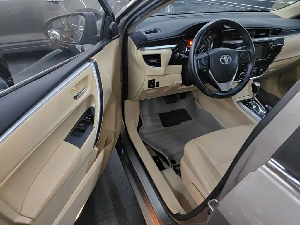 Toyota Corolla 2016 — фото 16