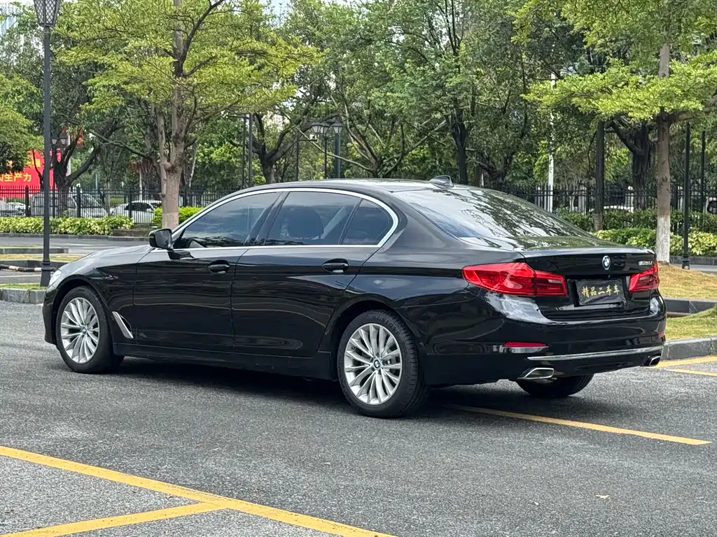 BMW 5 Series 2020