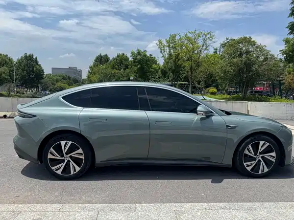NIO ET5 2023
