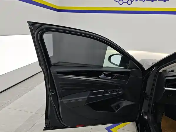 Volkswagen Passat 2025