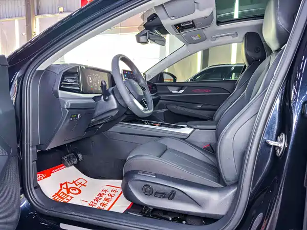 Volkswagen Passat 2025