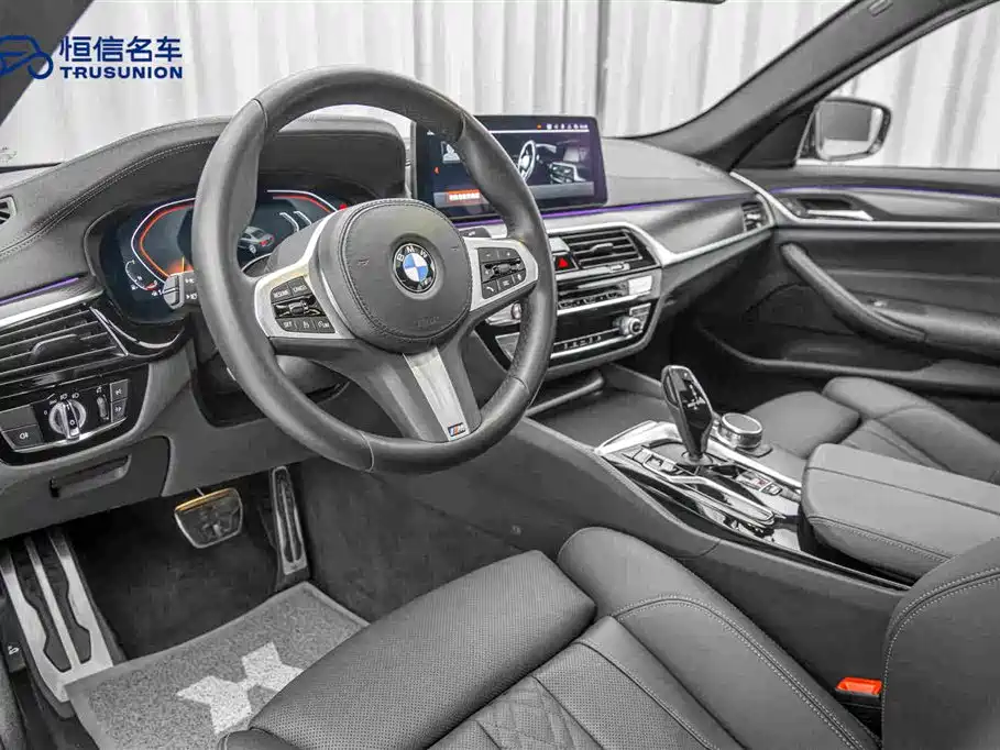 BMW 5 Series 2023 — фото 12