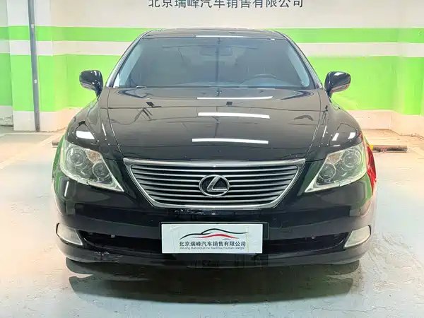 Lexus LS 2006