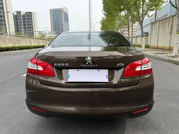 Peugeot 408 2015
