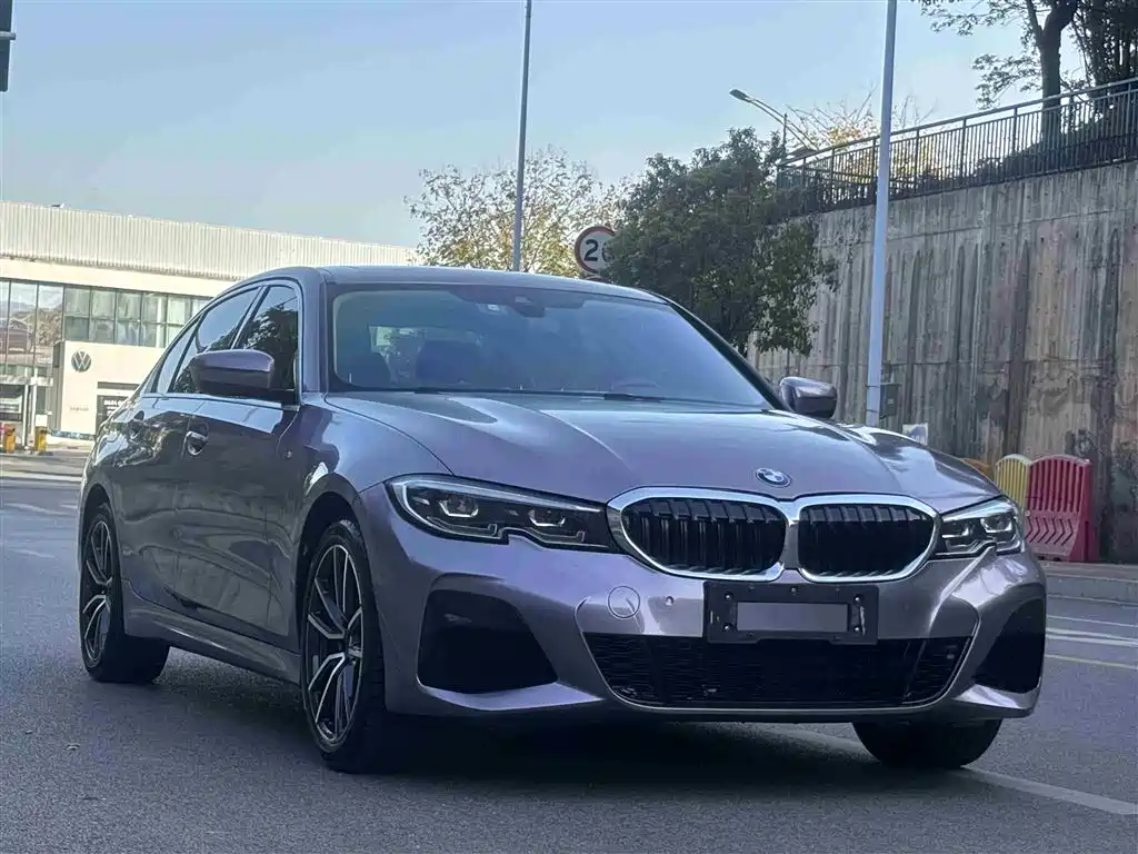 BMW 3 Series 2020 — фото 1