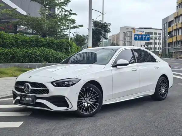 Mercedes-Benz C-Class 2024
