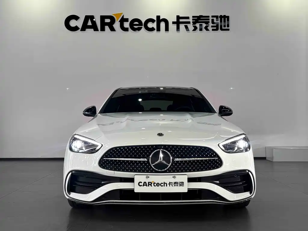 Mercedes-Benz C-Class 2024
