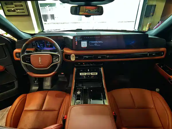 Lincoln Aviator 2025