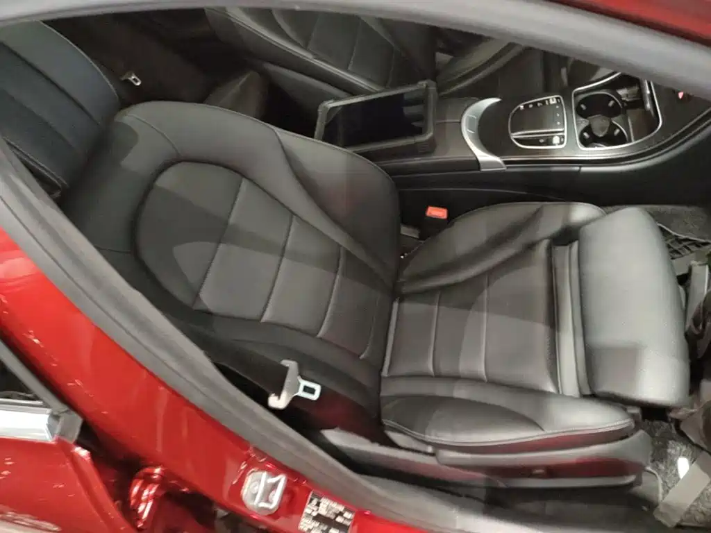 Mercedes-Benz C-Class 2019 — фото 25