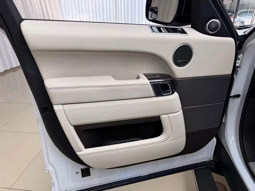 Land Rover Sport 2015 — фото 12