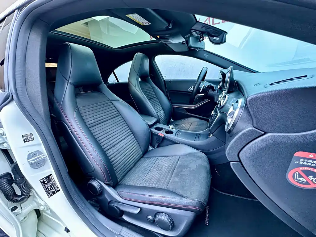 Mercedes-Benz CLA 2015 — фото 11