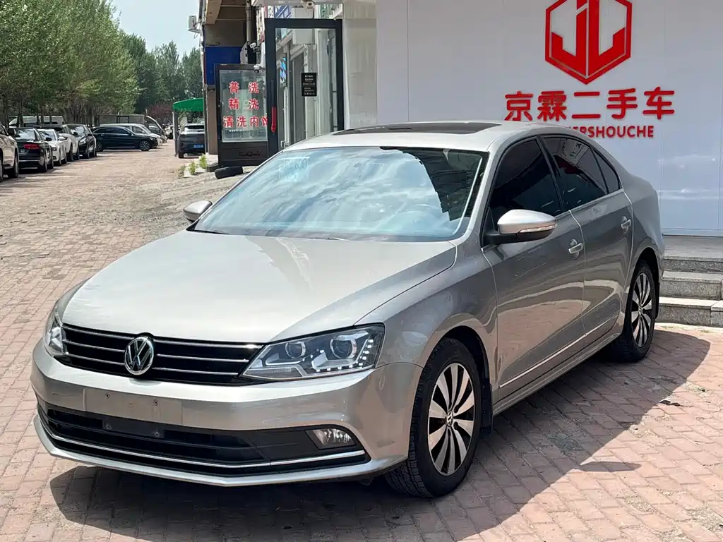Volkswagen Sagitar 2017