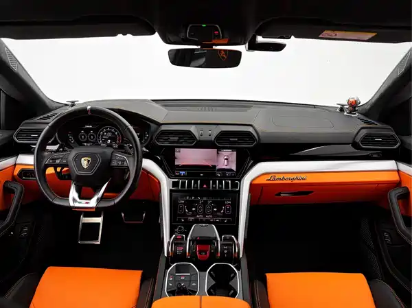 Lamborghini Urus 2023