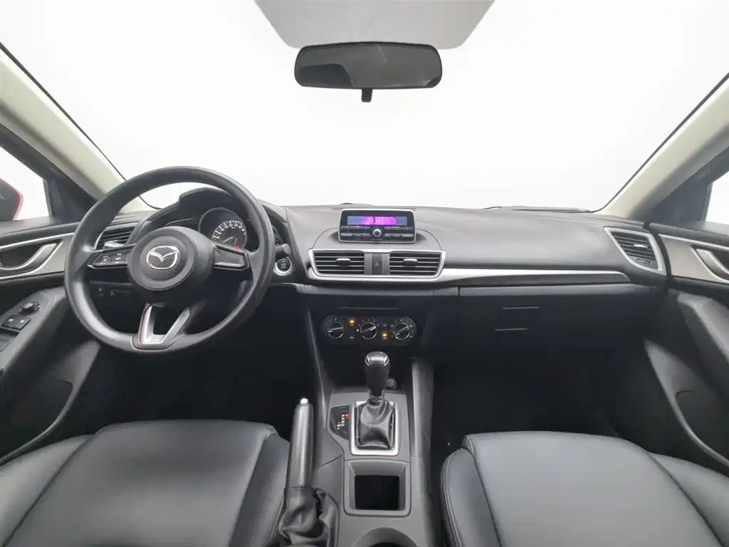 Mazda 3 Axela 2019 — фото 5
