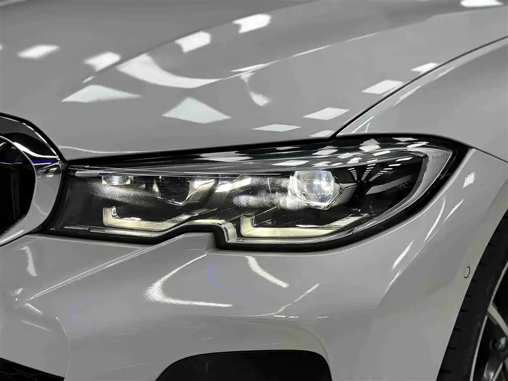 BMW 3 Series 2020 — фото 7