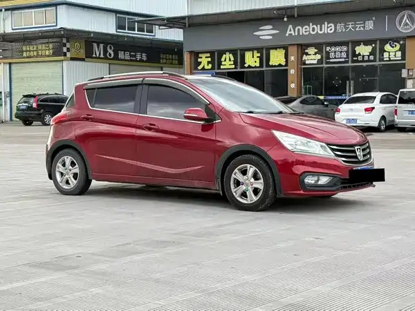 Baojun 310 2016