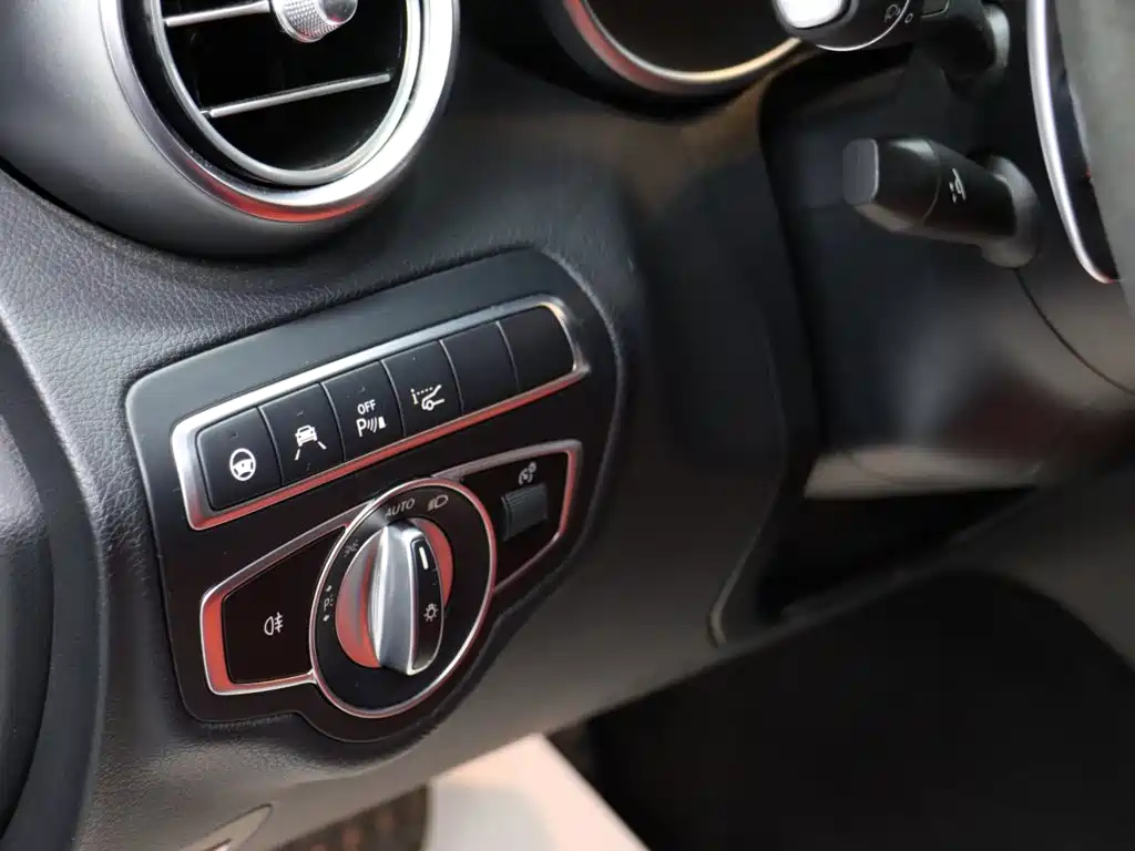 Mercedes-Benz C-Class AMG 2019 — фото 10