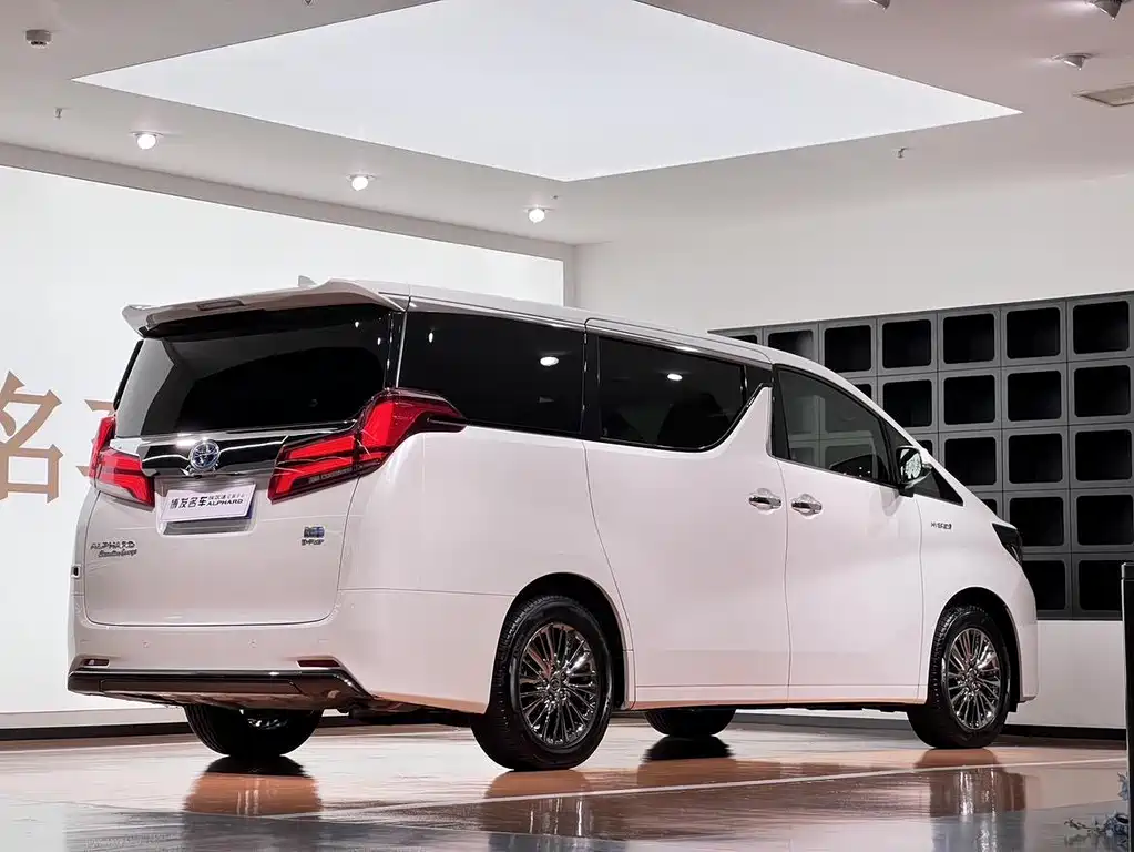 Toyota Alphard 2022