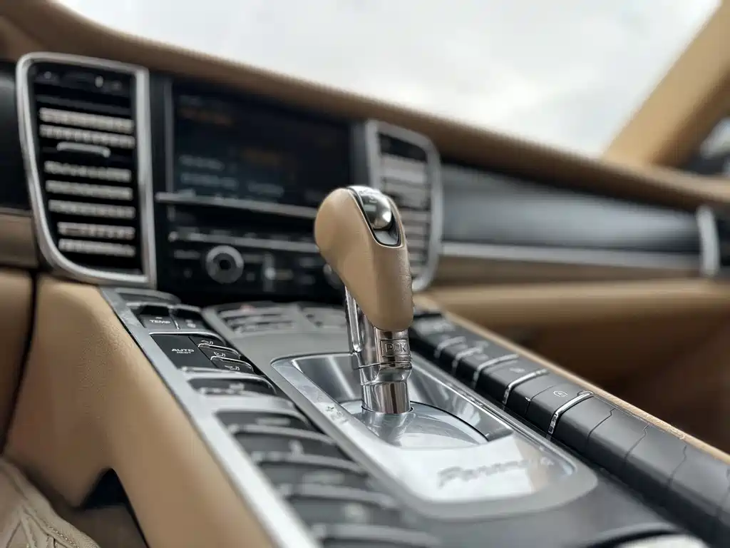 Porsche Panamera 2014 — фото 12