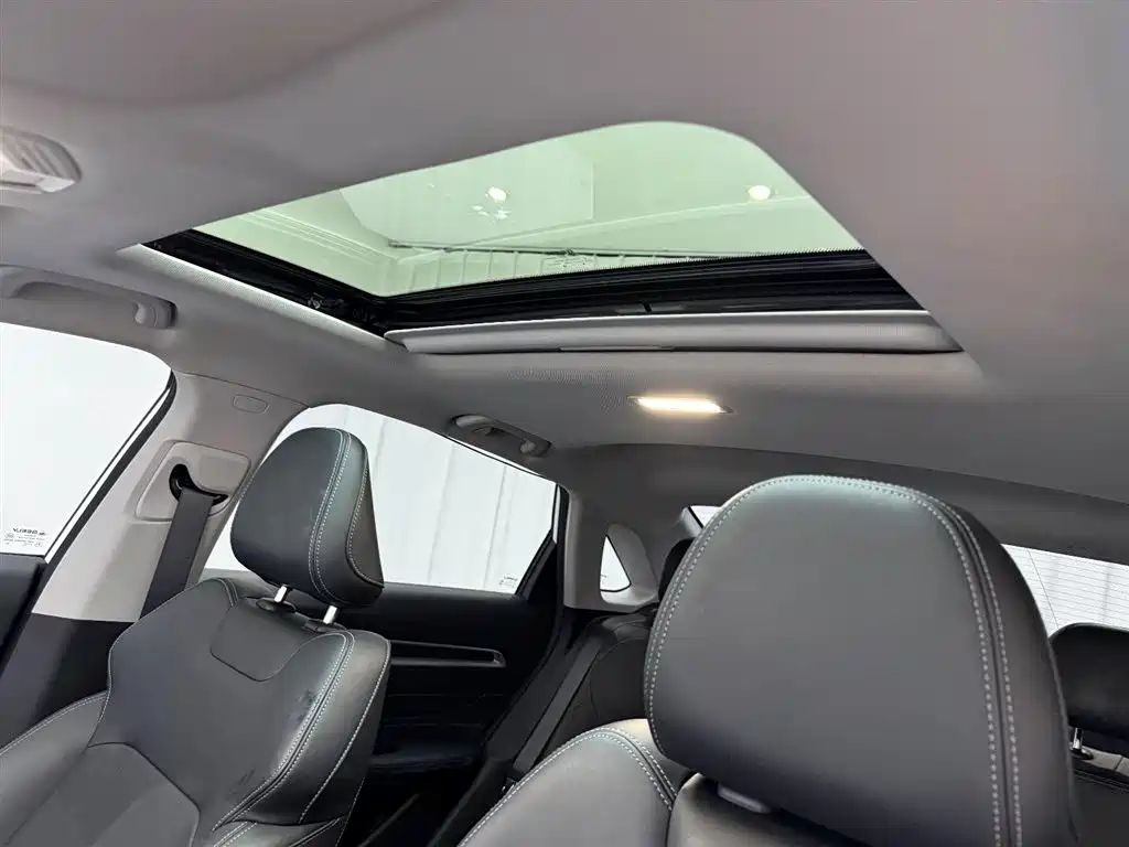 Geely Emgrand 2022 — фото 10
