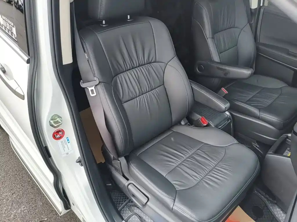 Honda Odyssey 2023 — фото 25