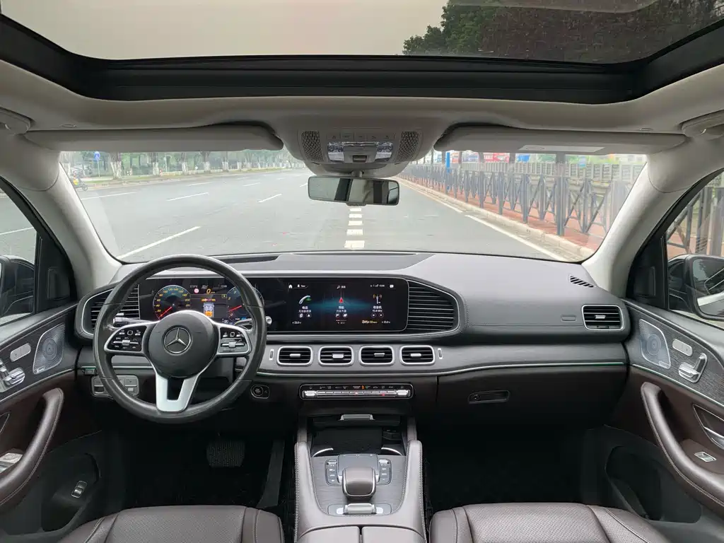 Mercedes-Benz GLE 2020 — фото 35