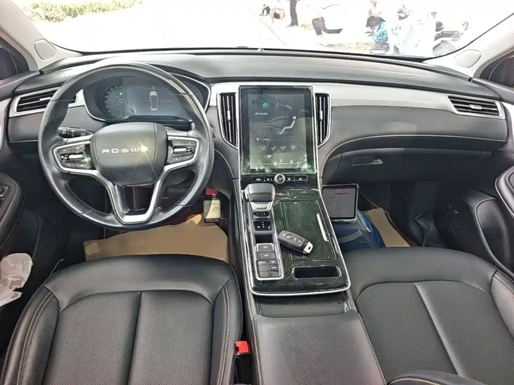Roewe i6 MAX New Energy 2022 — фото 10