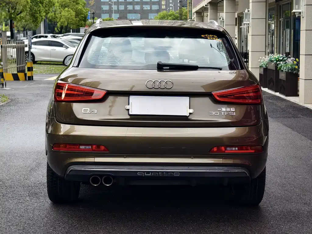 Audi Q3 2014 — фото 6