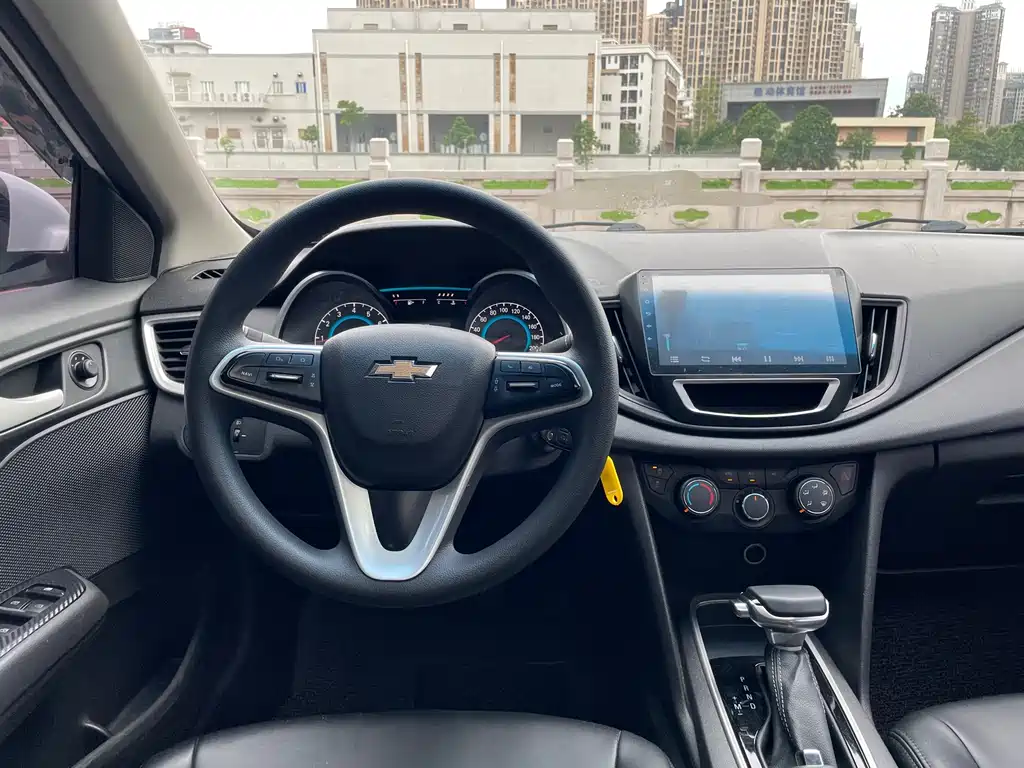 Chevrolet Cavalier 2018 — фото 11