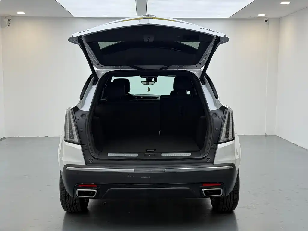 Cadillac XT5 2024 — фото 11
