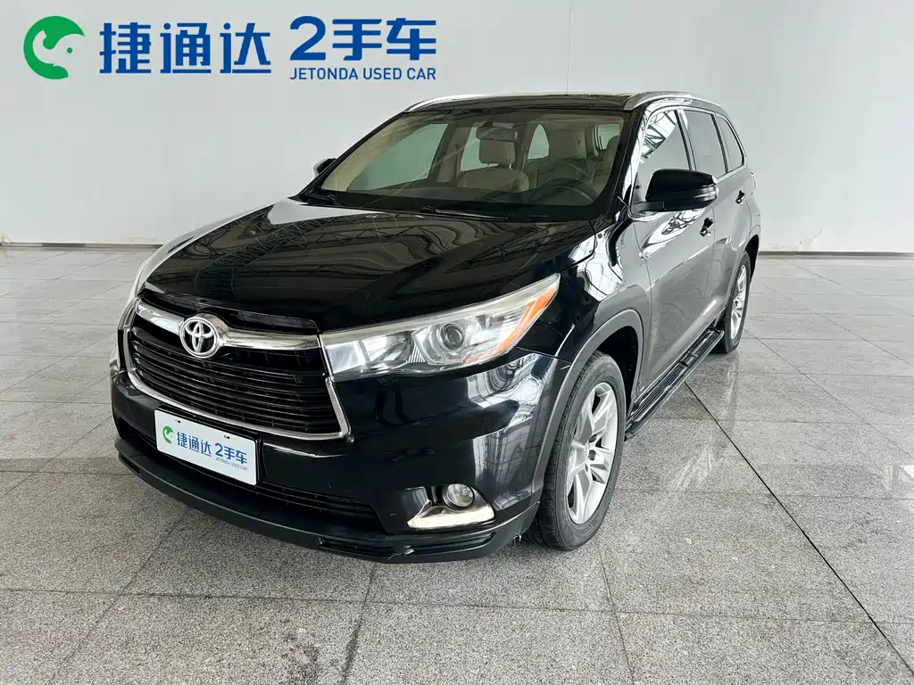 Toyota Highlander 2017 — фото 1