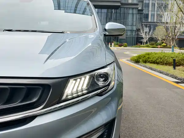 Geely Jiaji 2021