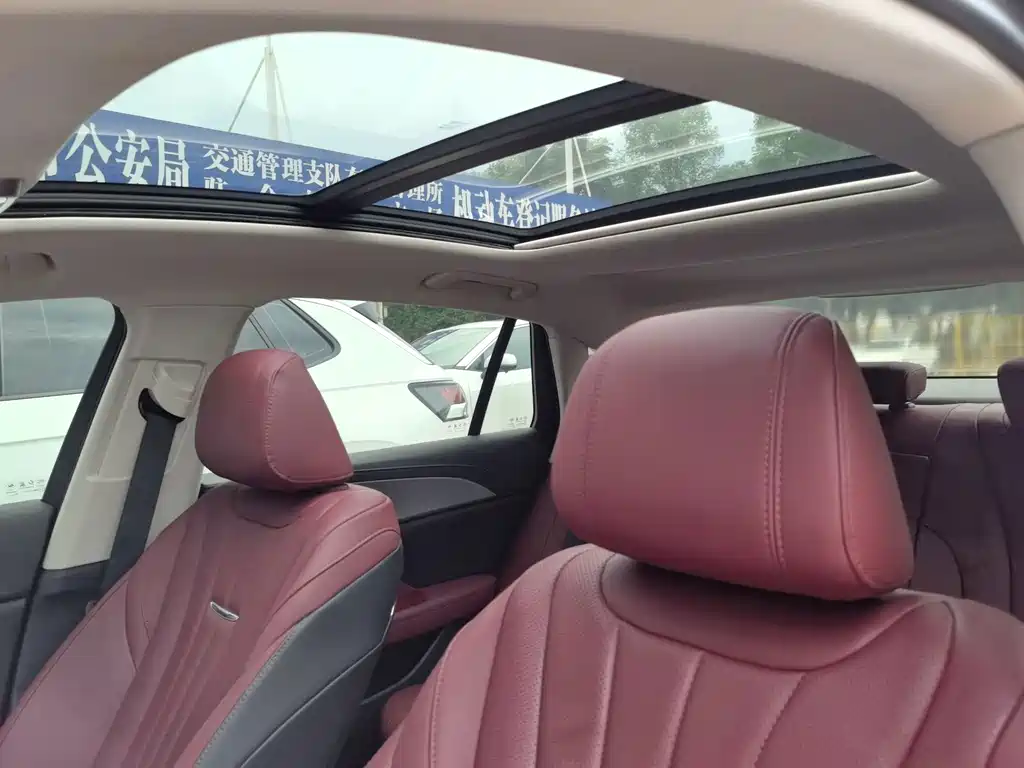 Hongqi H5 2023 — фото 19