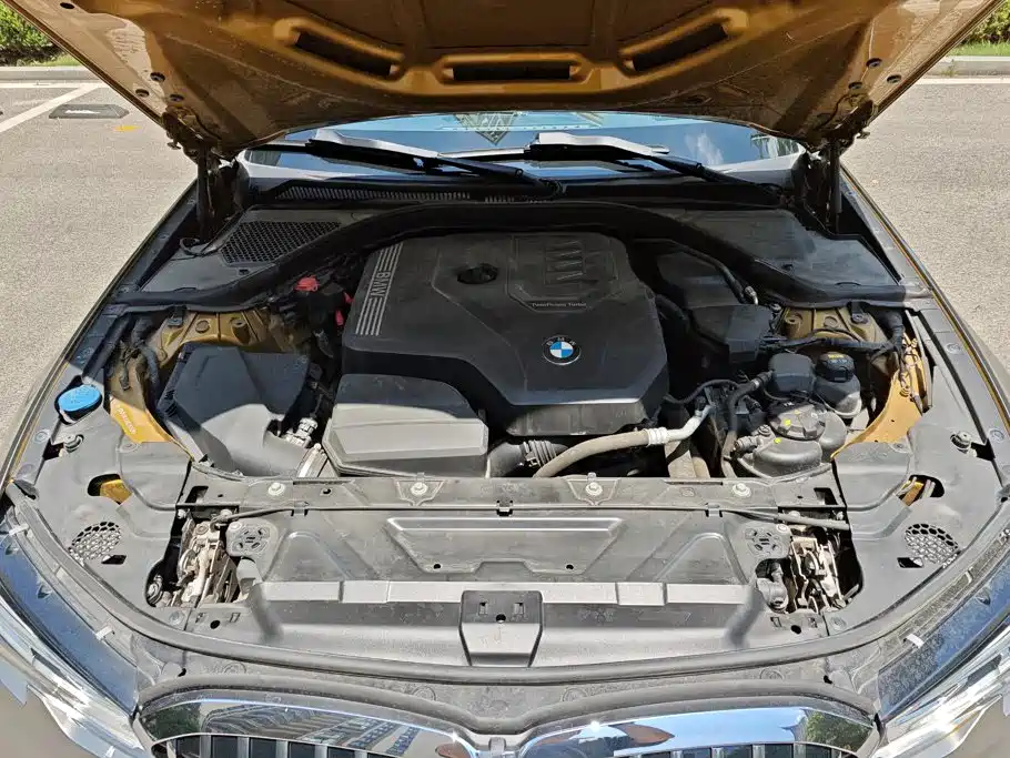 BMW 3 Series 2020 — фото 10