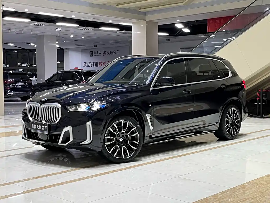 BMW X5 2024 — фото 1