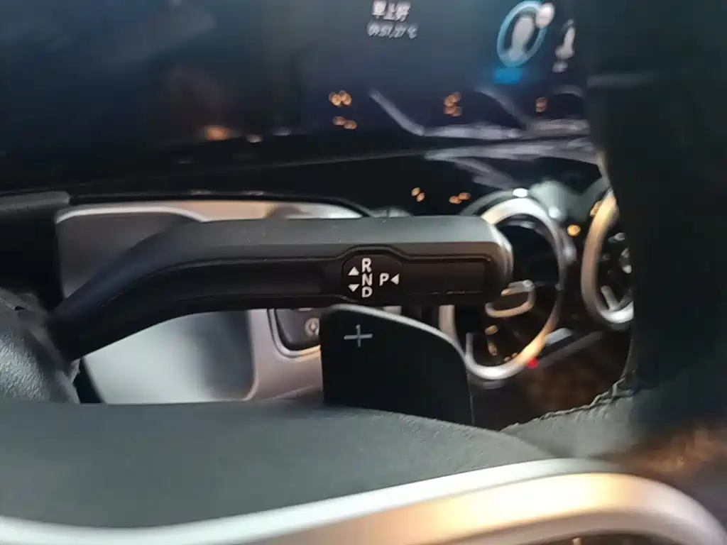 Mercedes-Benz GLB 2022 — фото 14