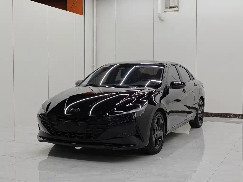 Hyundai Elantra 2023