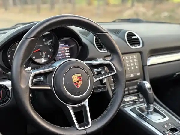 Porsche 718 2016