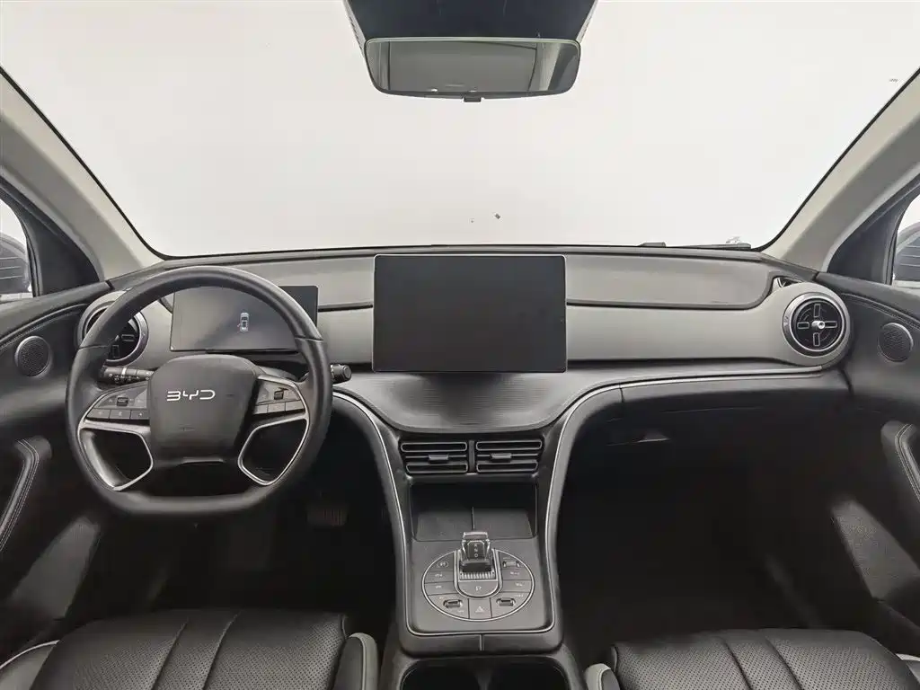 BYD Seal 05 DM-i 2025 — фото 5